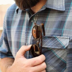 Kitsbow Men’s Grey Blue Essplanade Plaid Short Sleeve Shirt Sz L